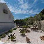Сasa de vacaciones Scenic Sea View,three Bedroom With Pool Trogir