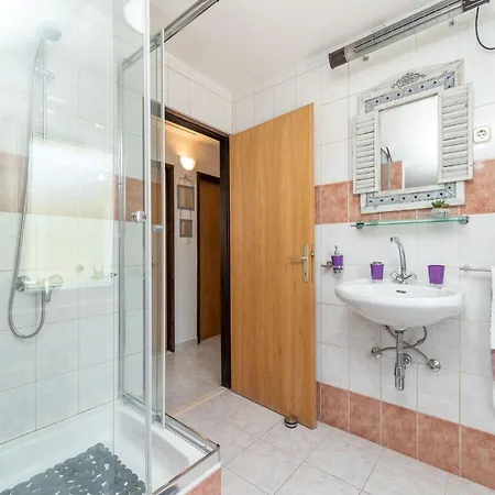 Scenic Sea View,three Bedroom With Pool Casa vacanze Traù