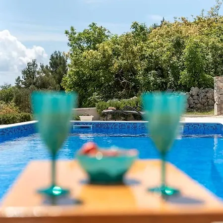 بيت للعطل Scenic Sea View,three Bedroom With Pool تروغير