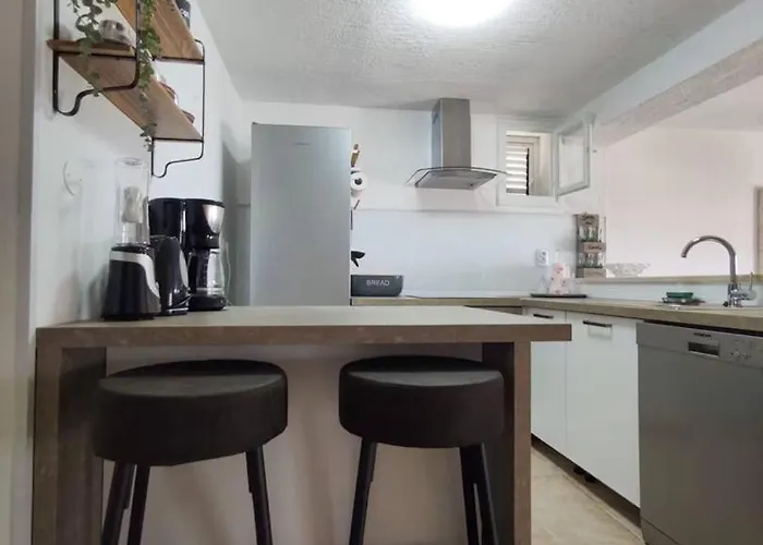 Scenic Sea View,three Bedroom With Pool Trogir