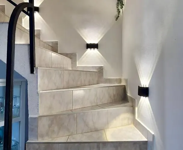 Hébergement de vacances Scenic Sea View,three Bedroom With Pool *