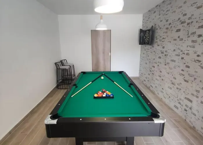 Scenic Sea View,three Bedroom With Pool Ferienhaus